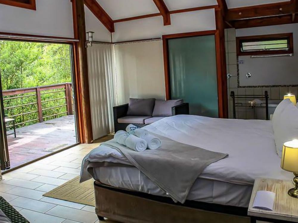 Luxury Cabin (1) photo 2