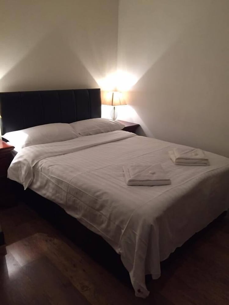 Basic Triple Room, Multiple Beds photo 1
