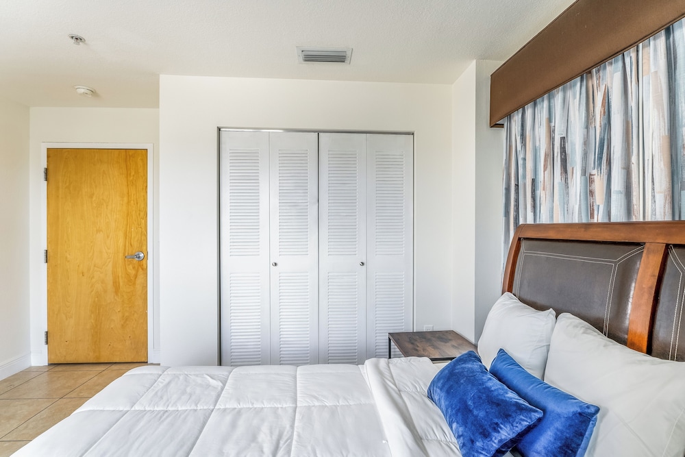 South River Suites — photo 43