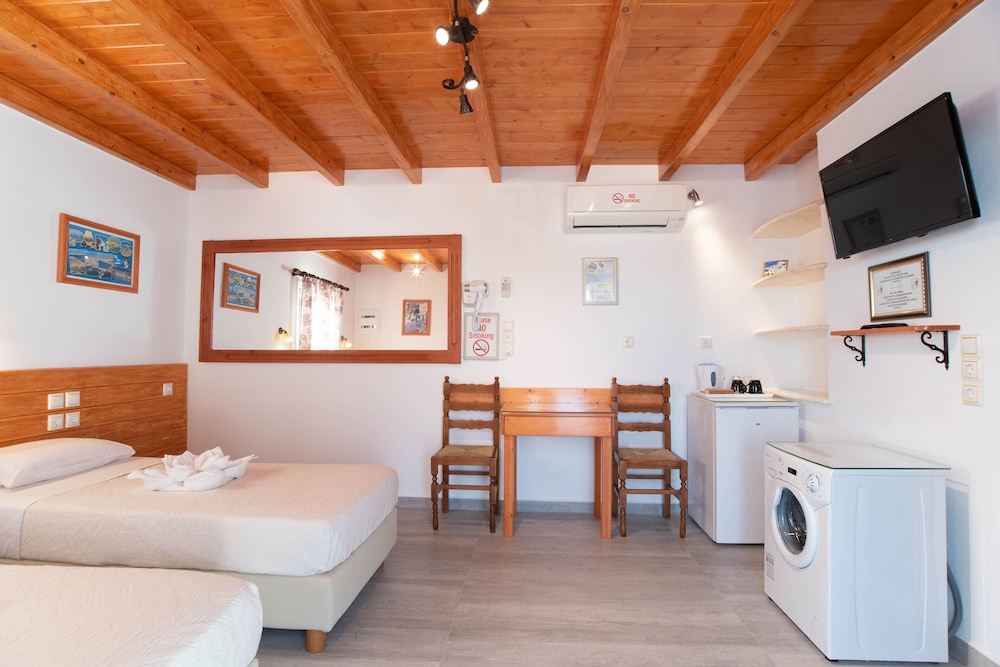 Deluxe Double or Twin Room, 1 Bedroom, Non Smoking, Lanai (Third Floor, Panoramic Sea View)