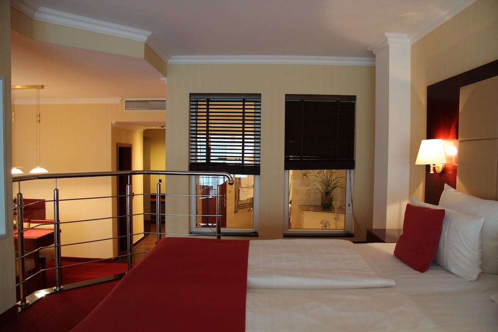 Deluxe Suite photo 3