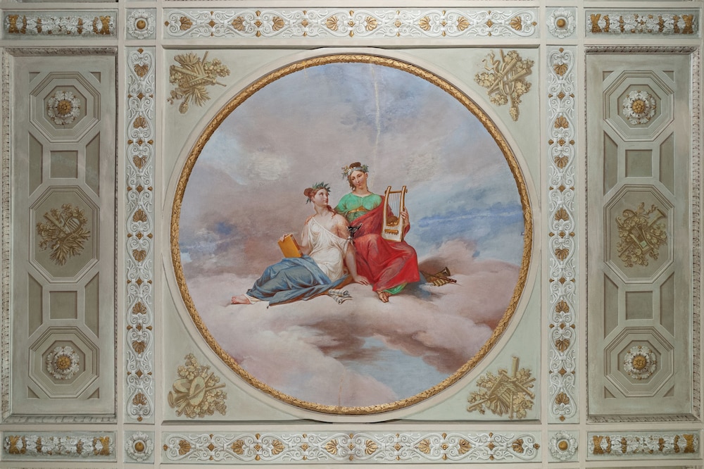 ICONIC ROOM - Photo 4