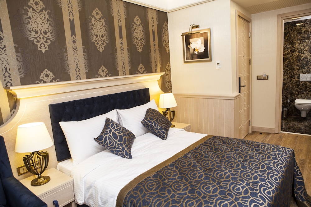 Standard Double or Twin Room, 1 Bedroom, Non Smoking, City View photo 3