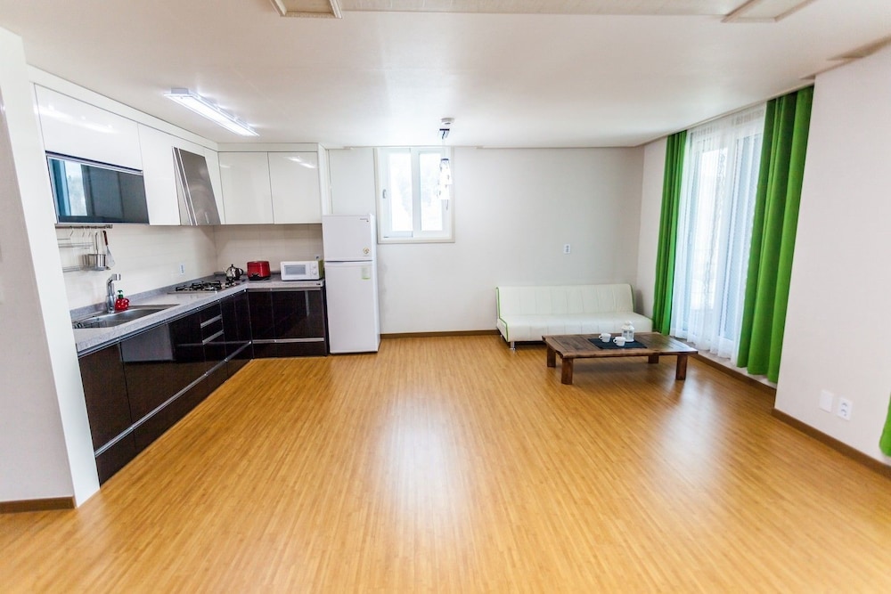 Standard Room (Ondol Type) photo 2
