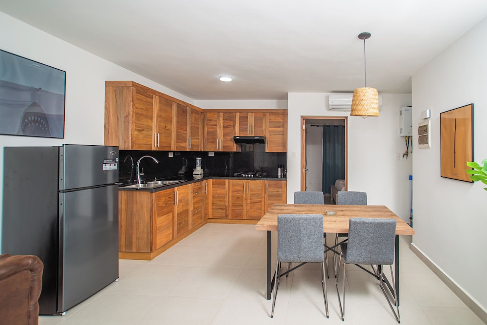 Superior Apartment, Beach View photo 2