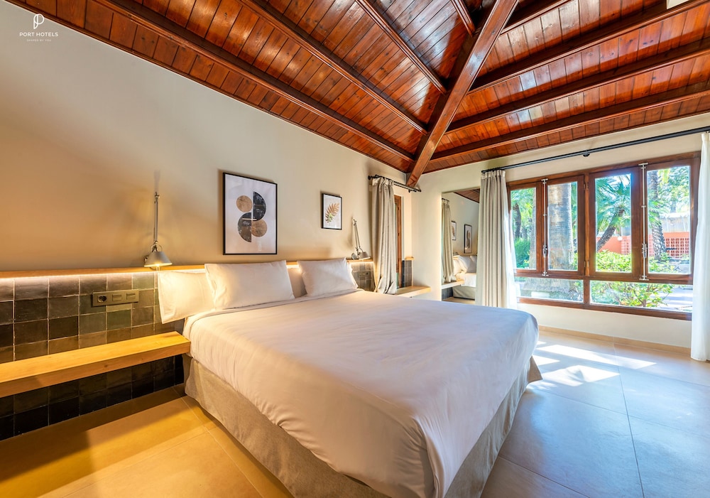 Superior Triple Room (3 Adults)