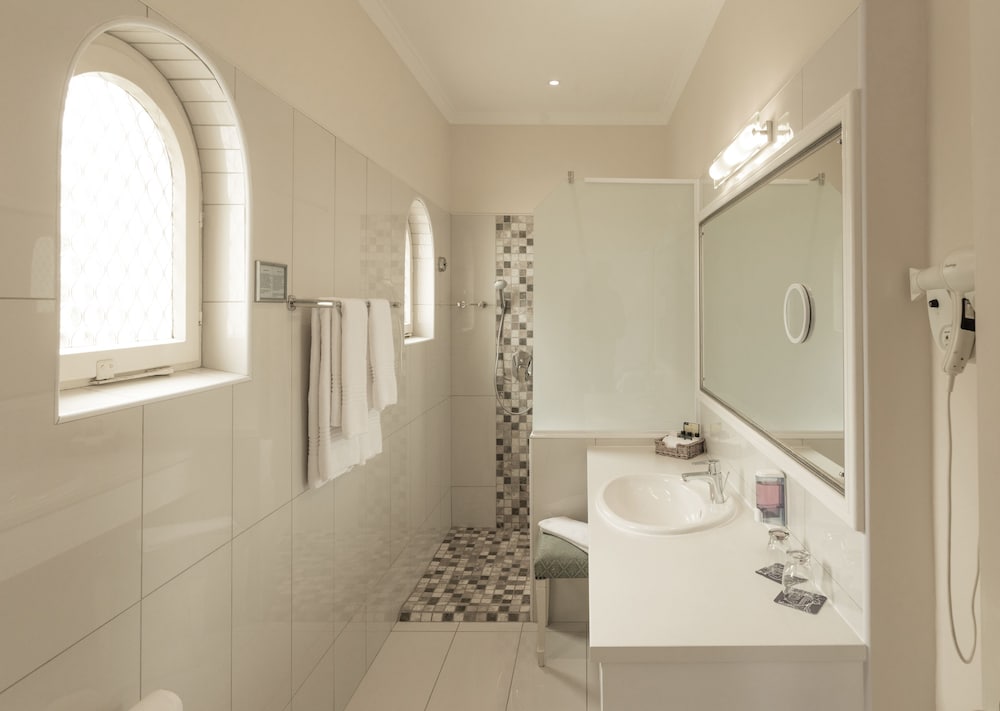Double or Twin Room, 1 Bedroom photo 3