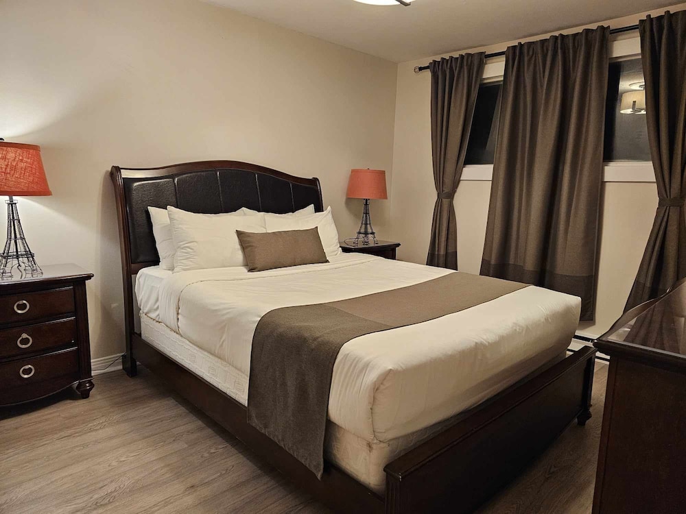 Suite #6 - 39 photo 3