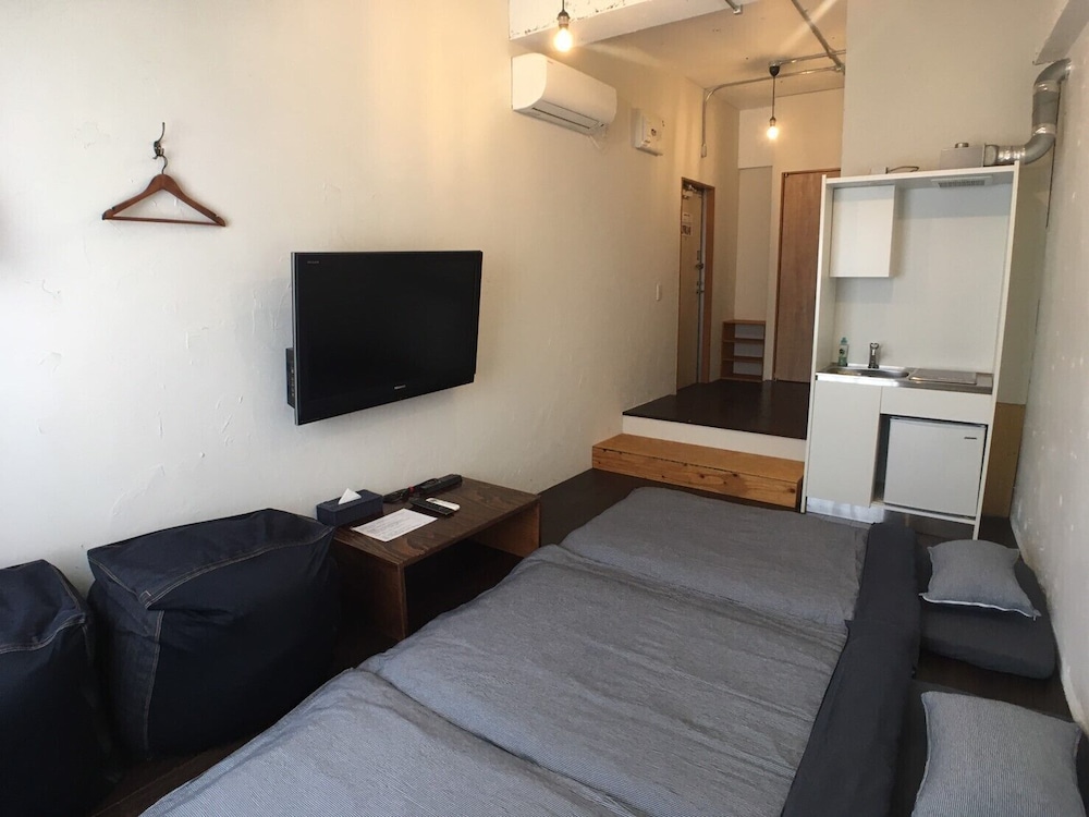 Quadruple Room (3-A) - Photo 2