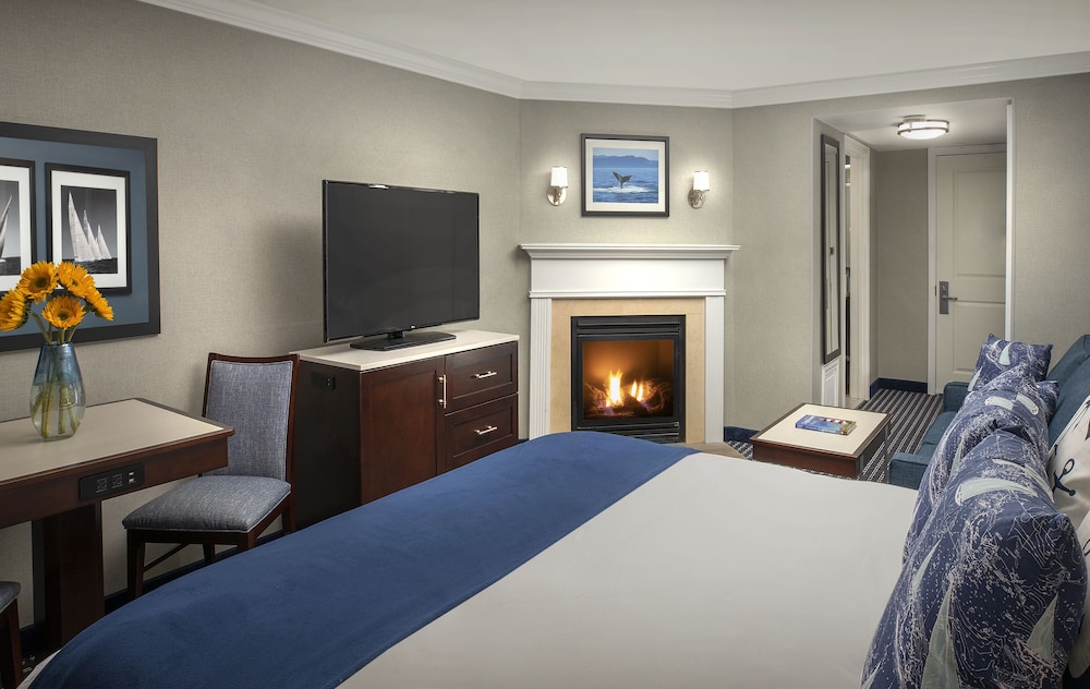 Traditional Room, 1 King Bed photo 1