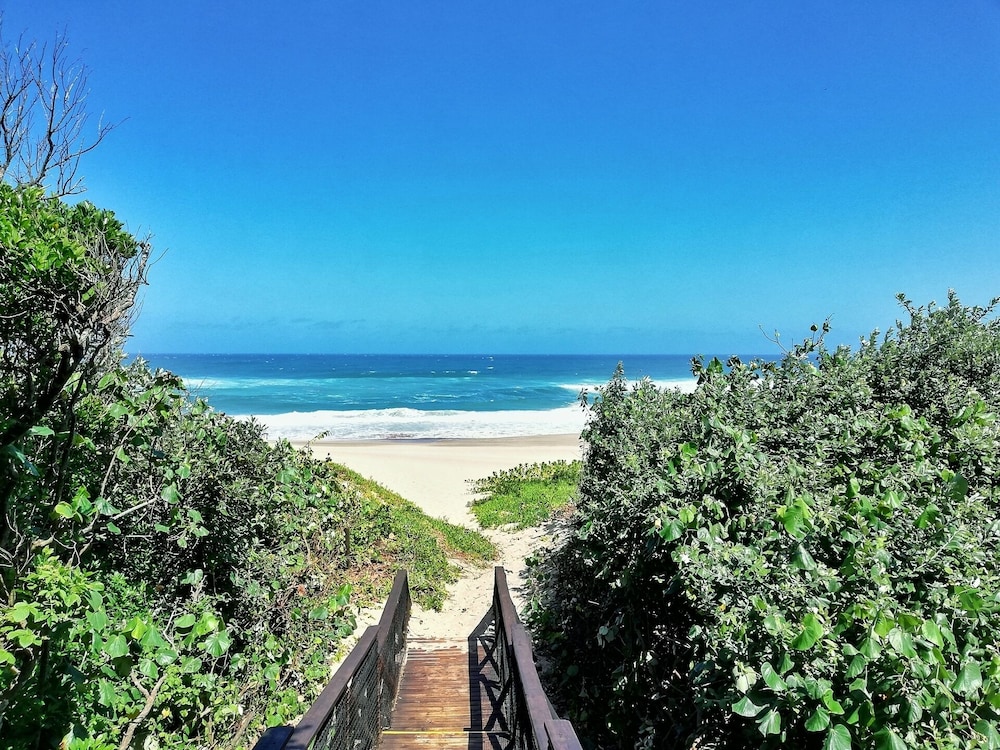 Coconut Grove 1136, Caribbean Estate (17) photo 1