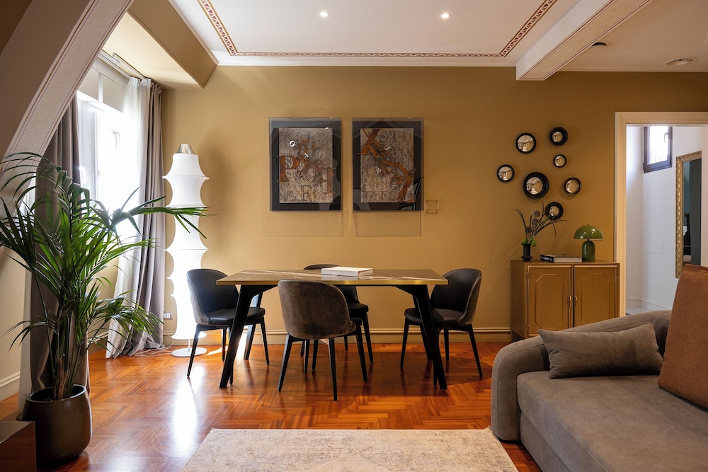Attic apartment