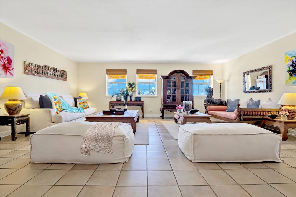 NEW Amazing Large 3BR Direct Oceanfront Penthouse On Ocean Drive, Photo 17