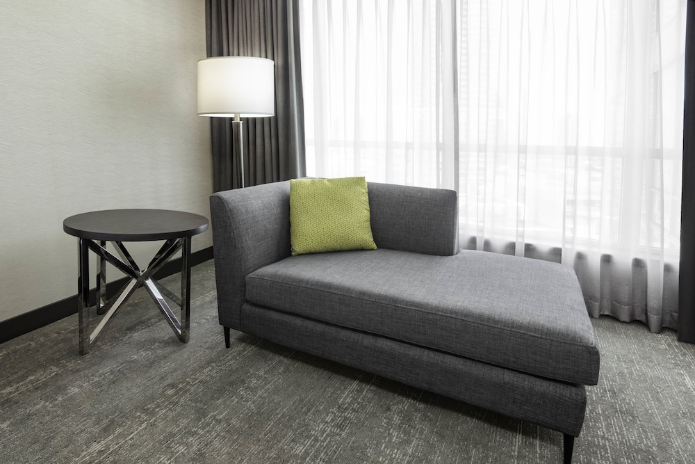 Executive Room, 2 Queen Beds, Club Lounge Access - Photo 2