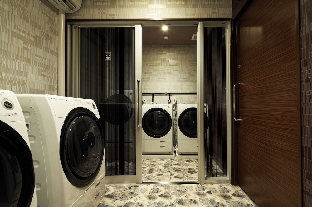 Superior Room, Non Smoking (with Car Rental) - Photo 8