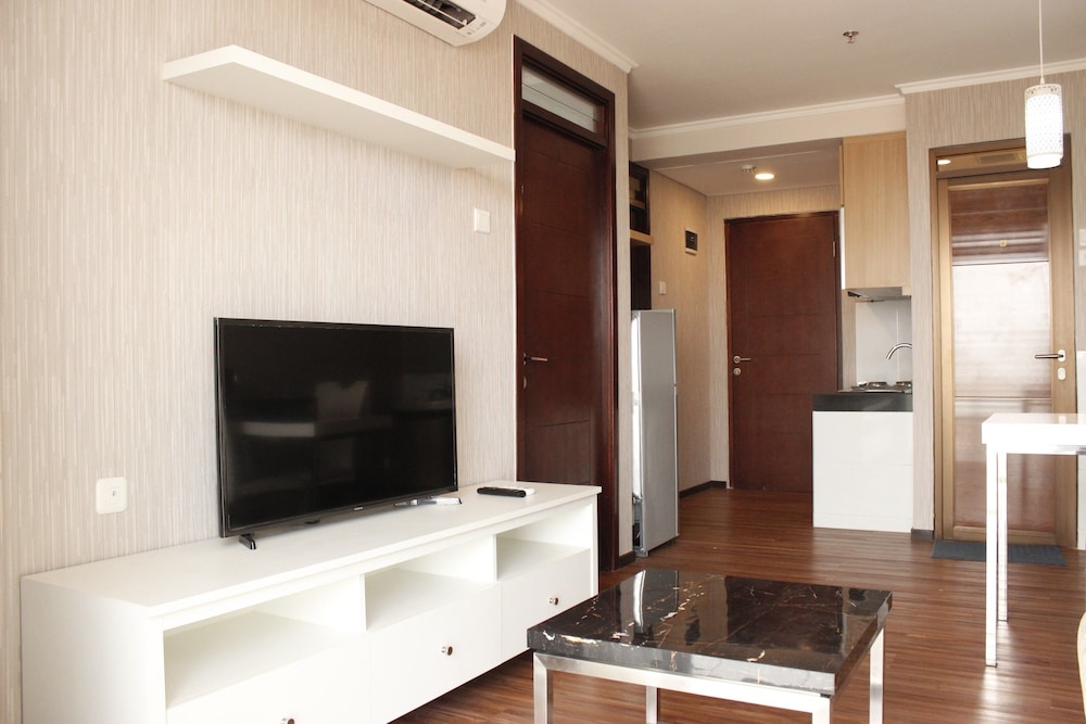 Room - Photo 11
