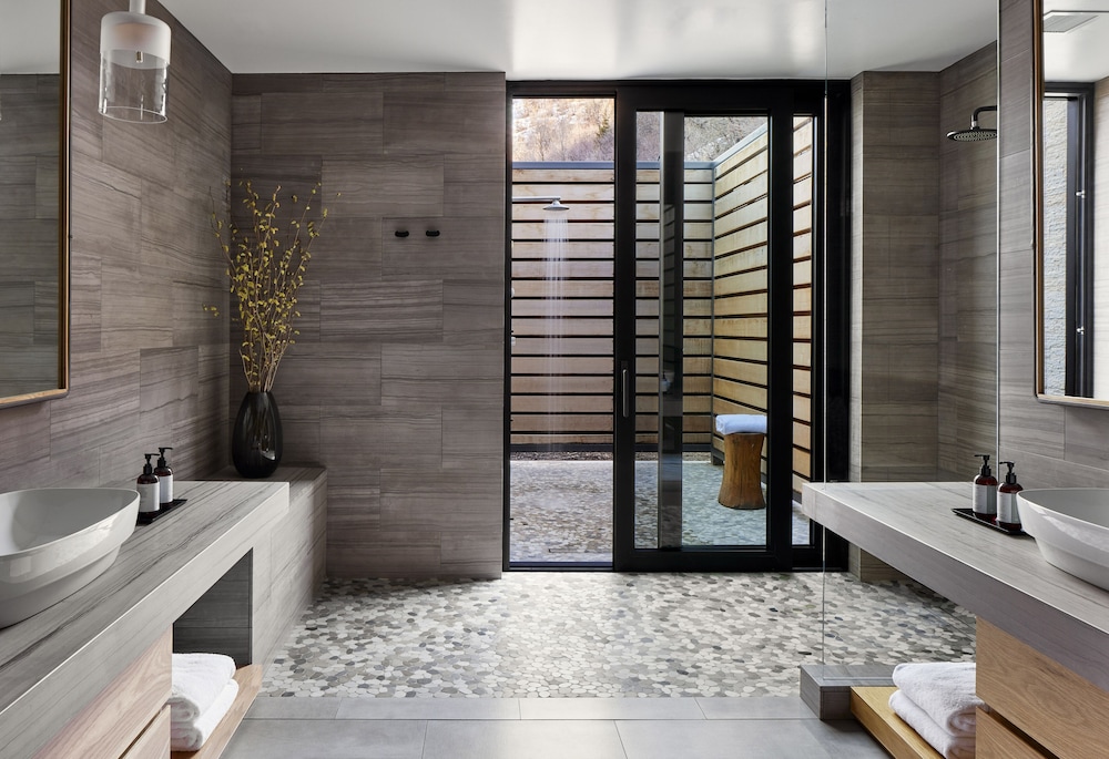 Suite (Earth Suite) - Photo 4