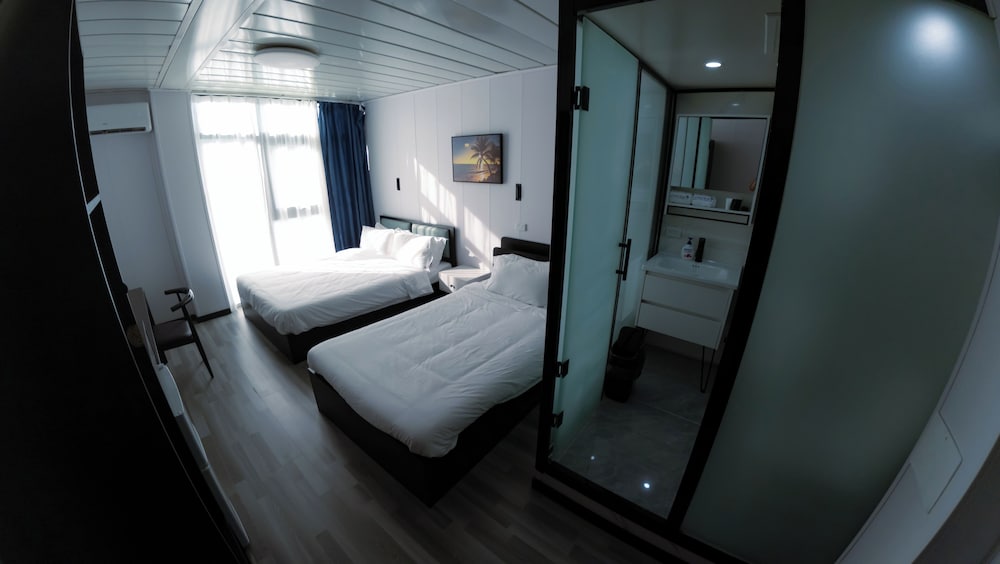 Triple Room photo 3