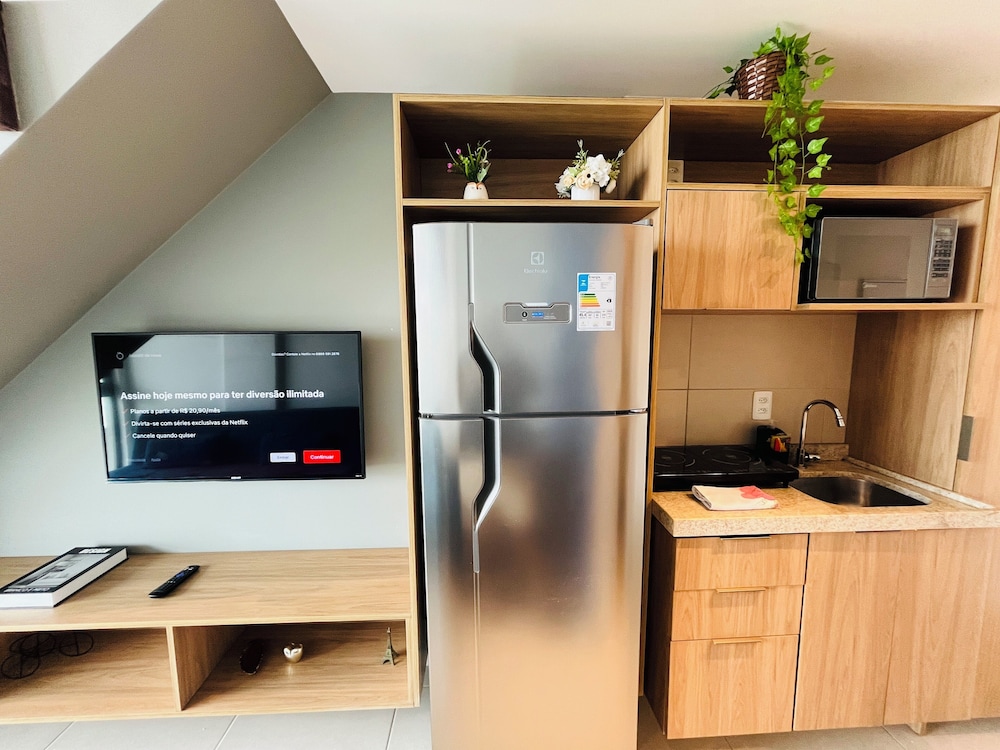 Deluxe Twin Room, Multiple Beds, Accessible, Refrigerator & Microwave photo 2