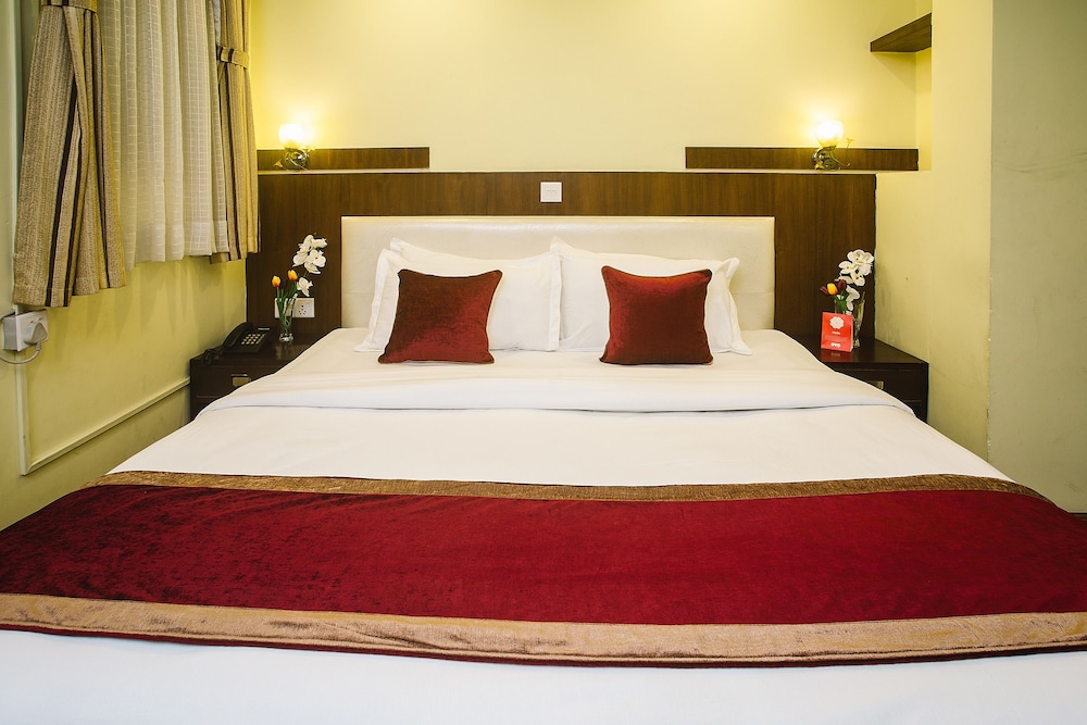 Deluxe Double or Twin Room - Photo 4