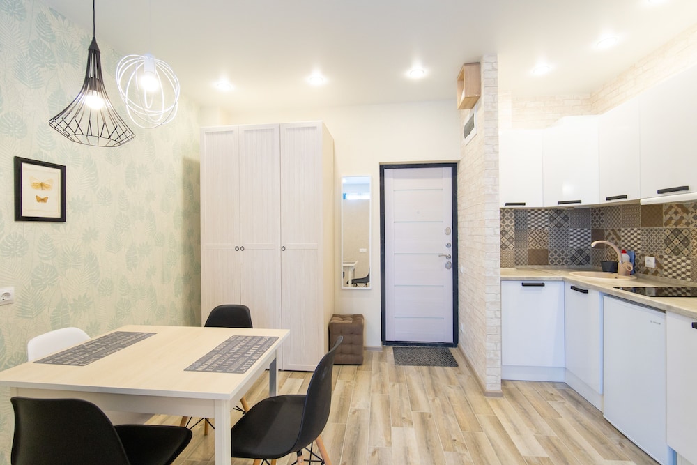 Apartment photo 2