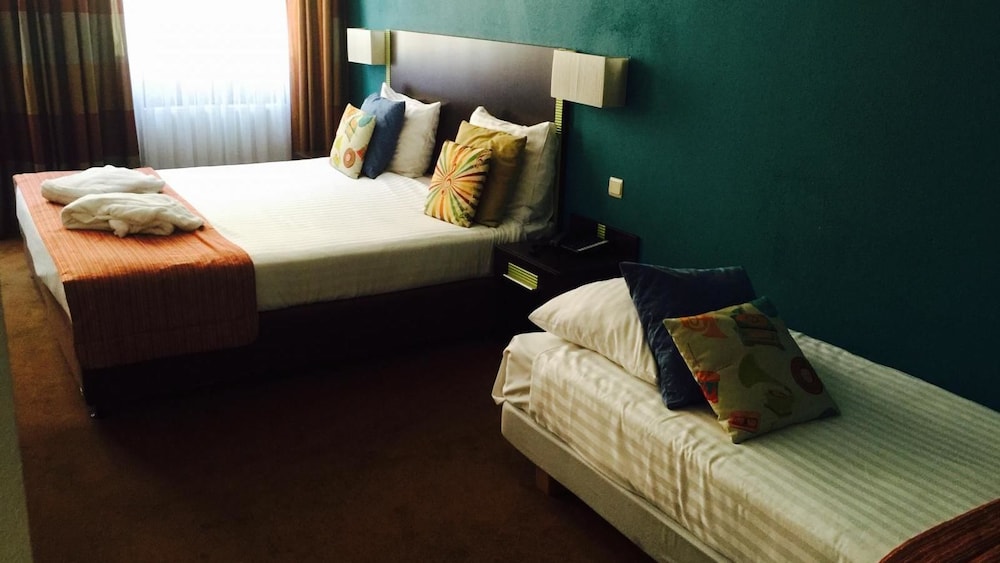 Superior Triple Room - Photo 1