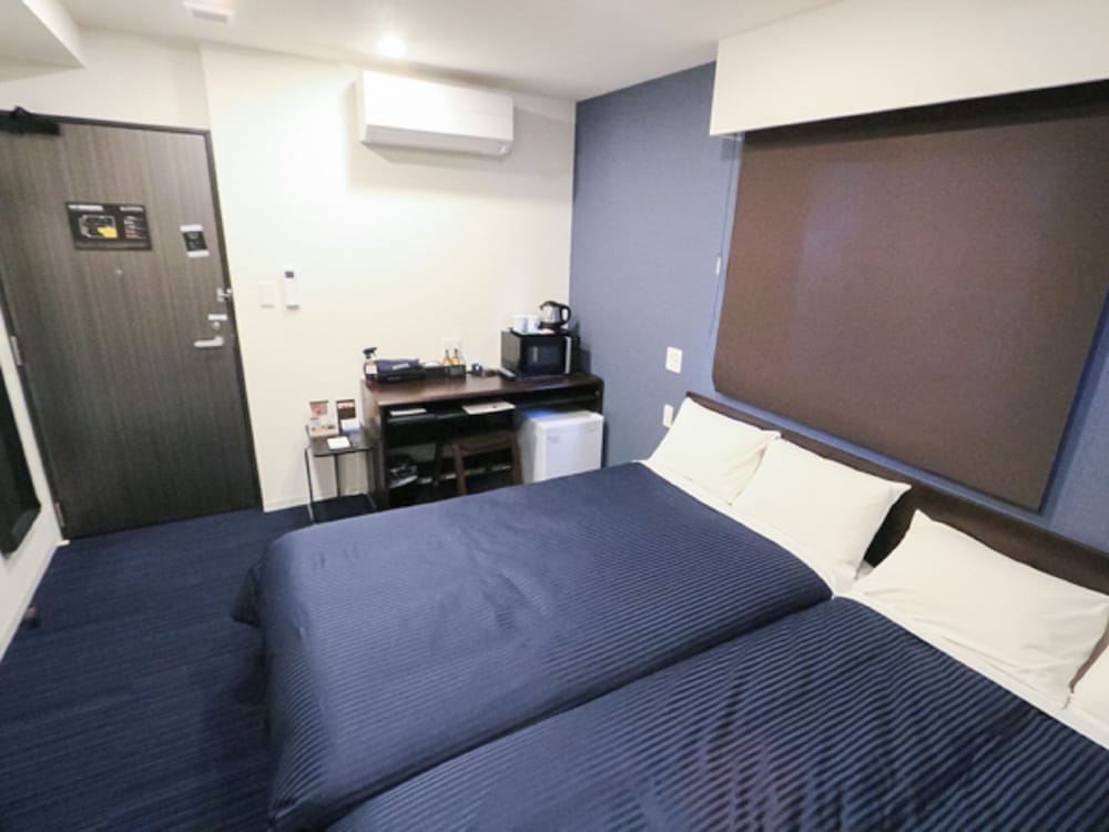 Twin Room, Non Smoking photo 1