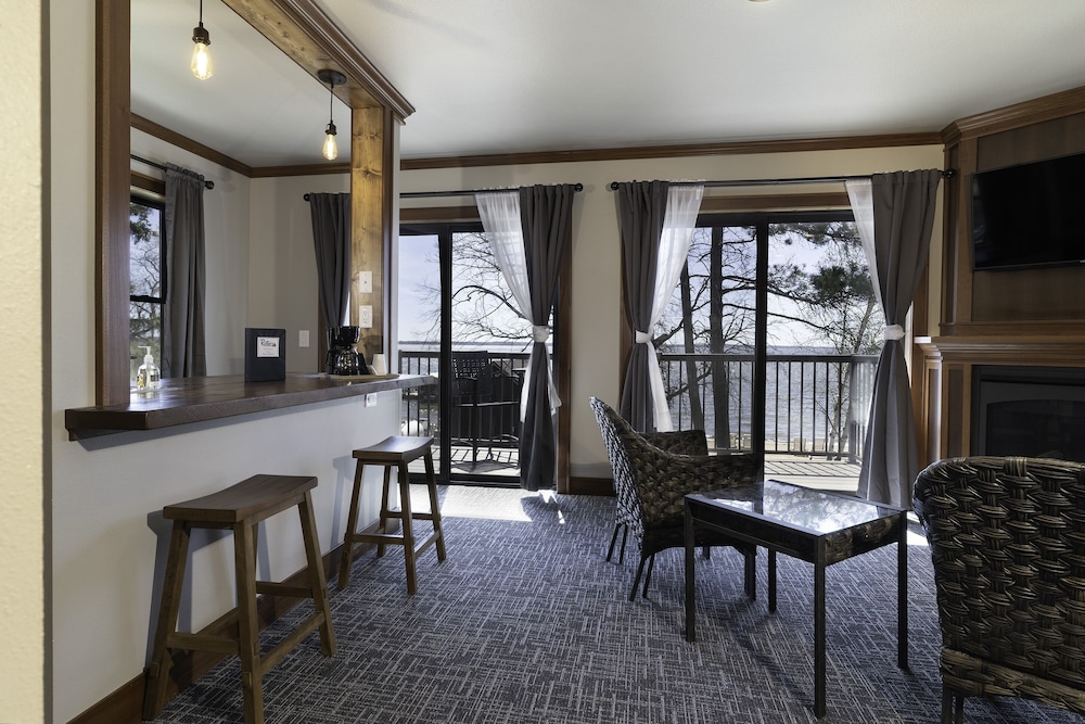 Main Lodge Birchmont Suite (No Pet) photo 1