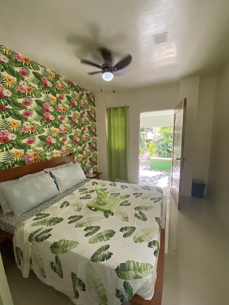 Standard Room, Balcony, Corner - Florida Palm photo 3