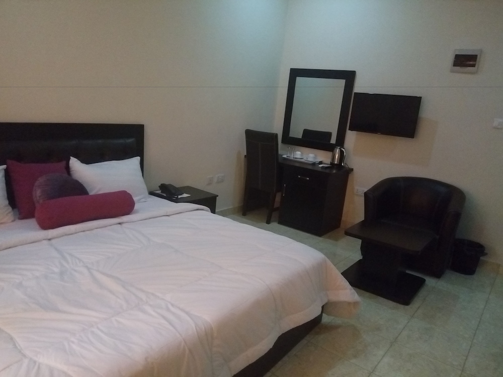 Standard Double Room photo 2
