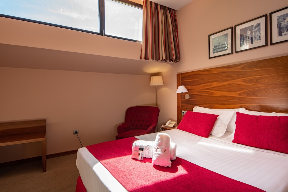Double Room Single Use - Photo 9