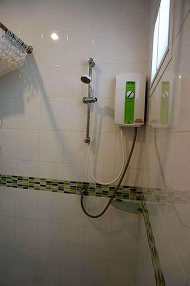 Deluxe Triple Room - Photo 5