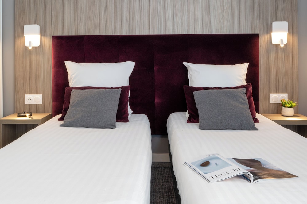 Twin Room - Photo 1