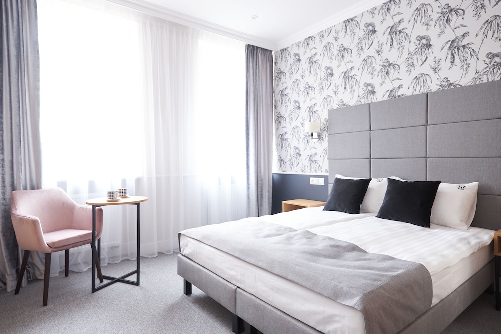 Standard Room photo 2