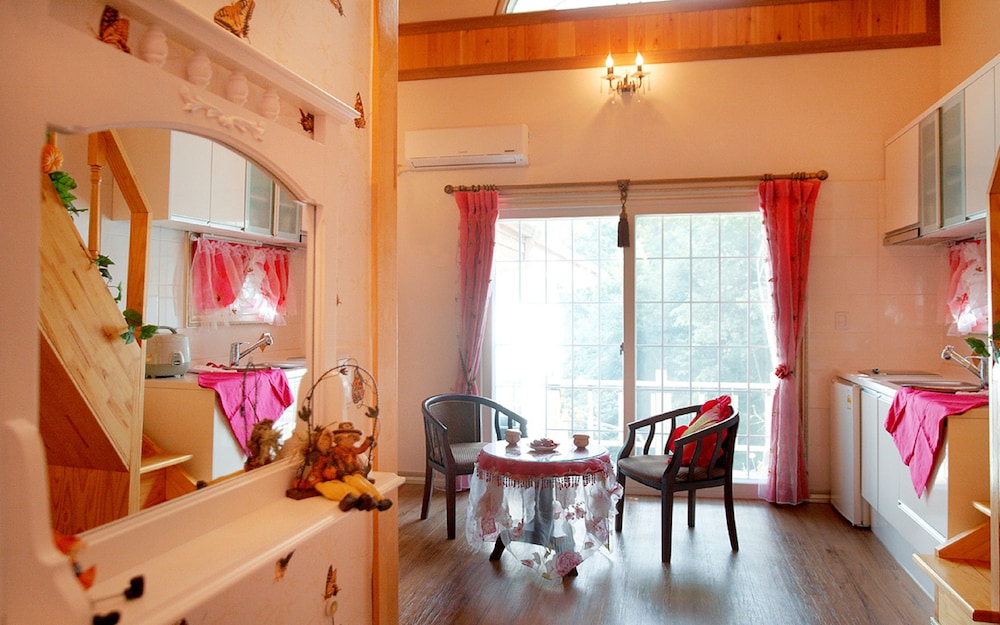 Duplex (Cinderella) photo 2