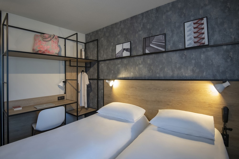 Standard Room, 2 Twin Beds