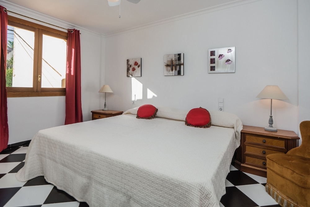 Villa, 4 habitaciones, fumadores, piscina privada