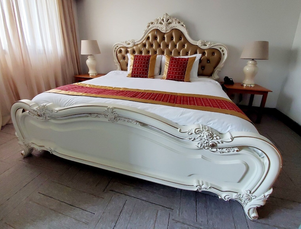 Waterfront Honeymoon Suite 2nd Floor photo 3