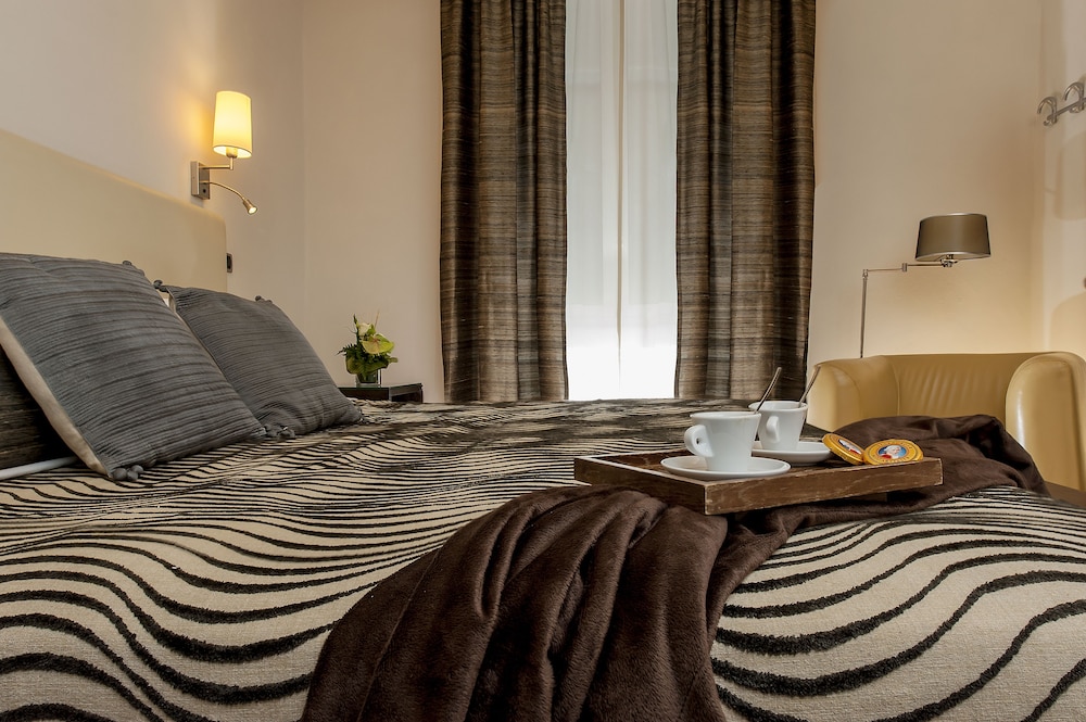 Standard Double Room photo 2