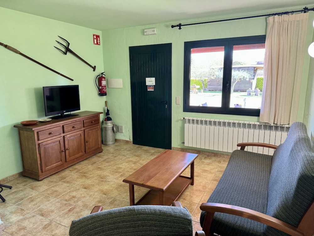 Apartamento Comfort, 2 Habitaciones, Cocina, Vista al Jardín