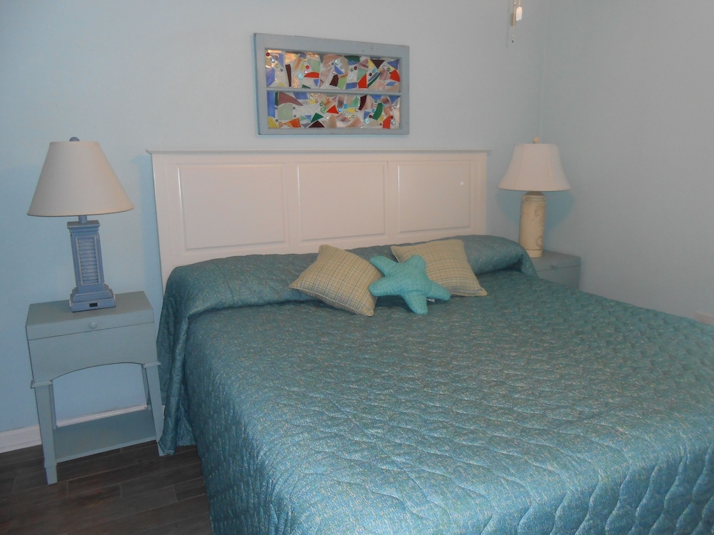 Condo, 1 Bedroom