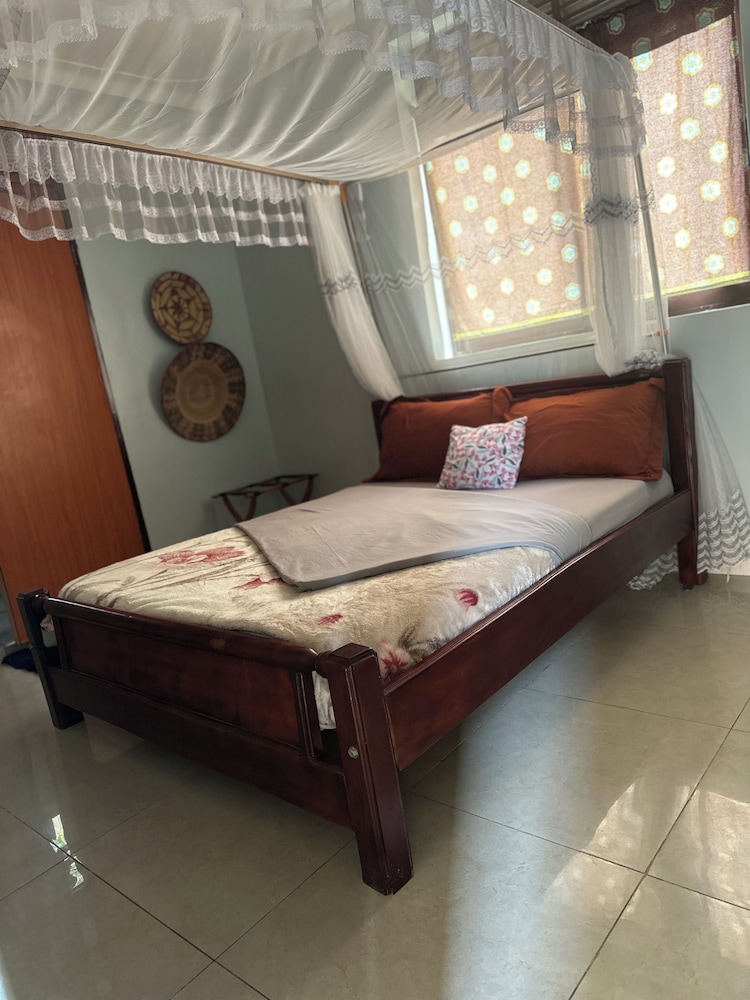 Basic Double Room photo 1