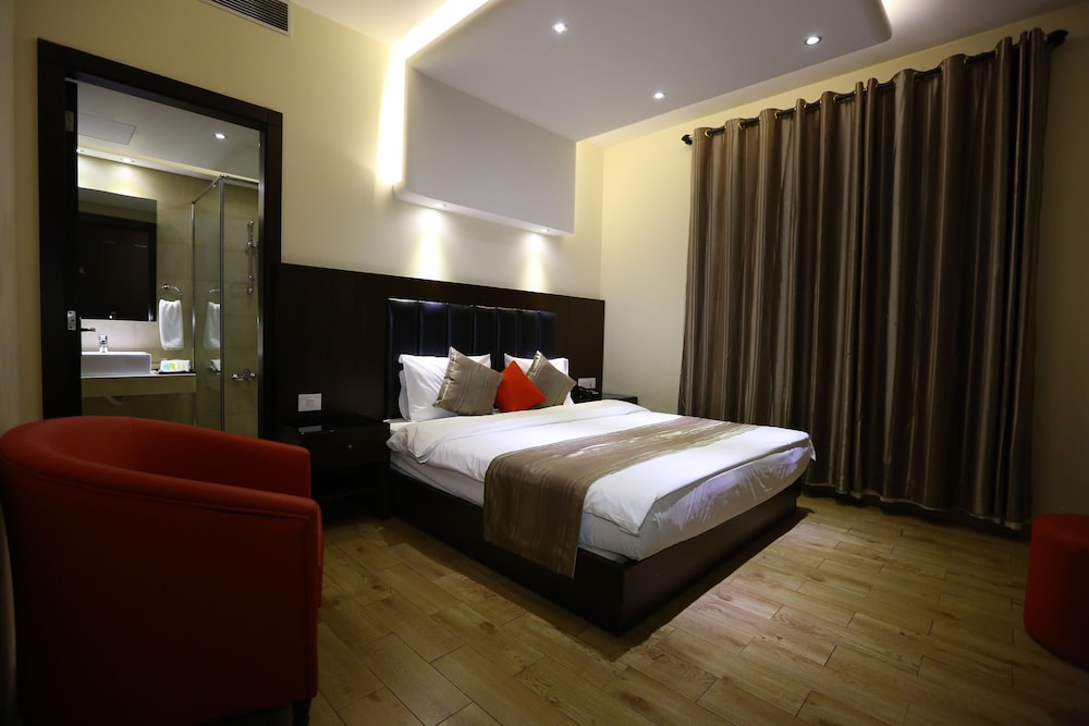 Standard Room photo 2