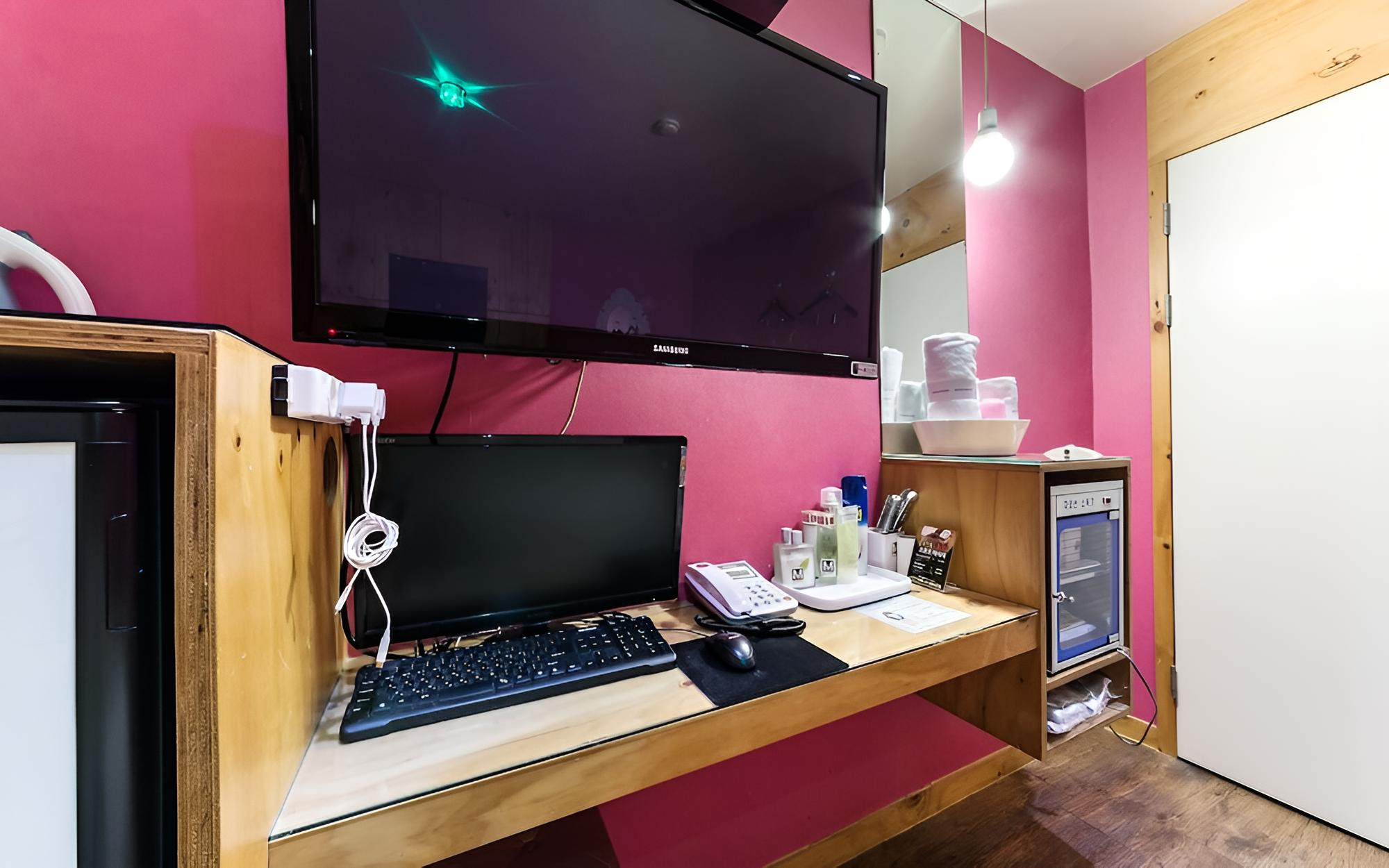 Room (Standard Room)