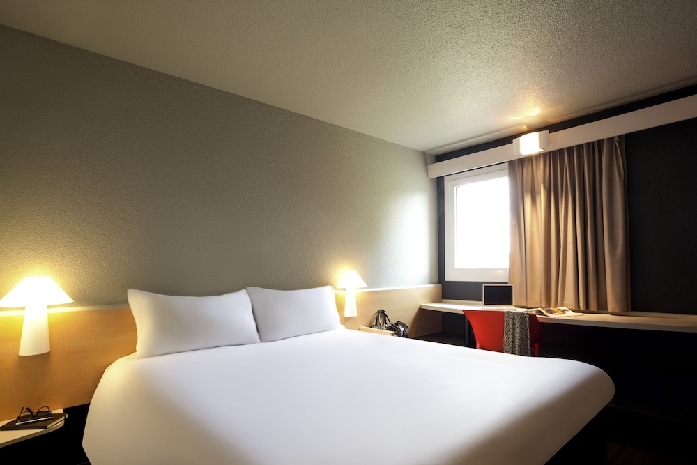 Standard Room, 1 Double Bed - Photo 5