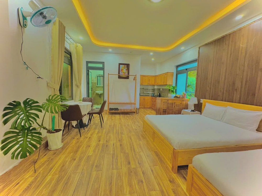 Superior Studio, 2 Queen Beds