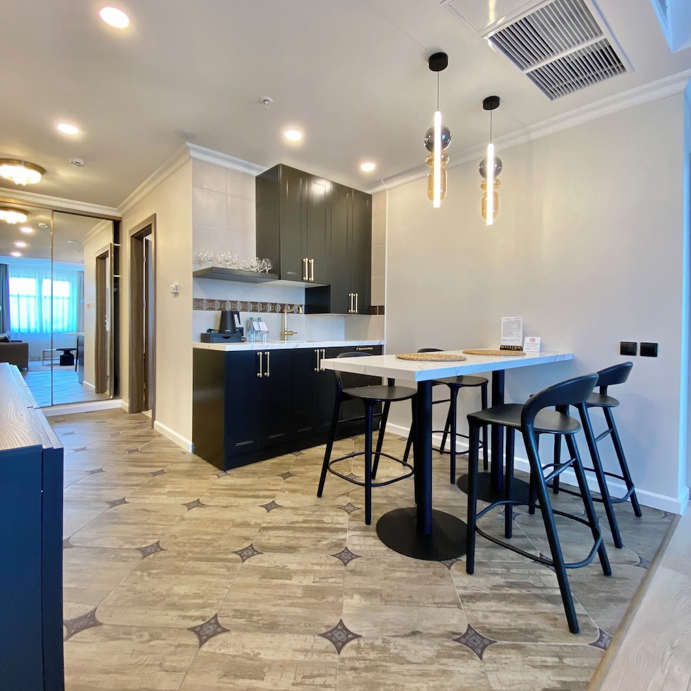Executive Suite photo 2
