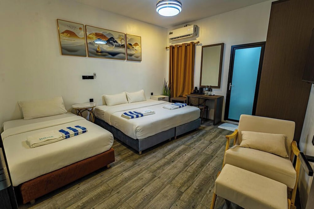 Deluxe Quadruple Room photo 2