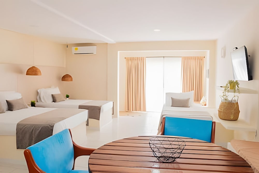 Deluxe Suite