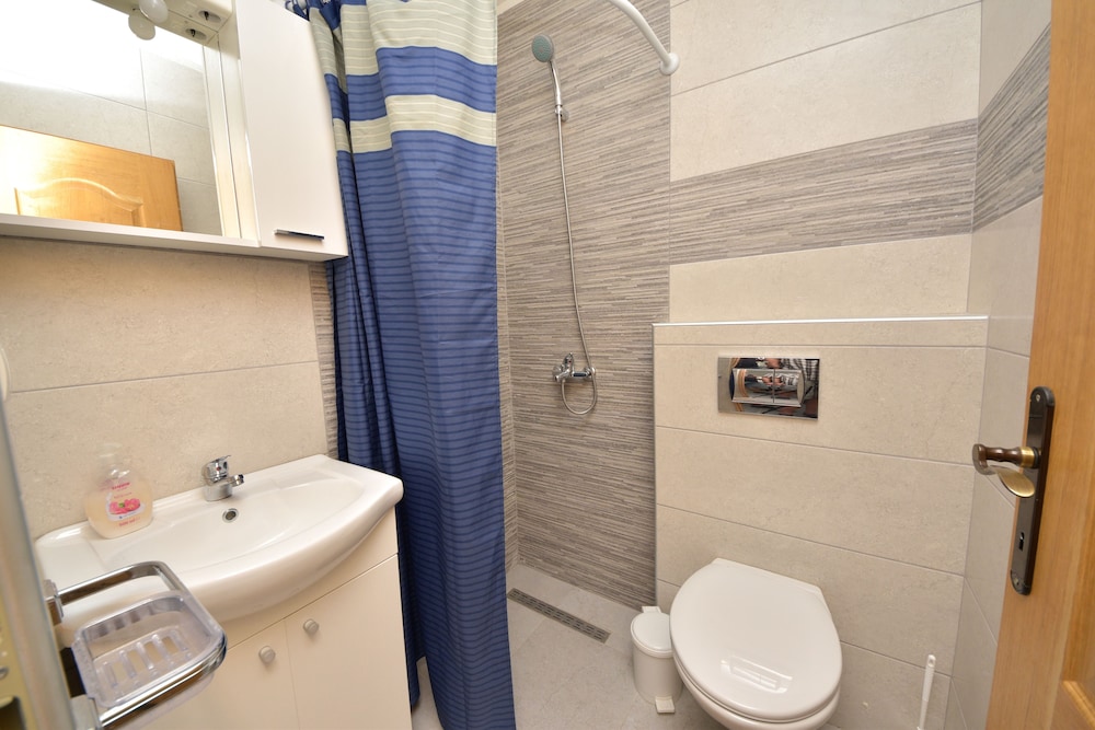 Apartment, 2 Bedrooms, Terrace, Sea View (A5) photo 2